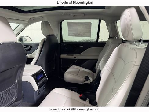 New 2026 Lincoln Aviator AWD image 56