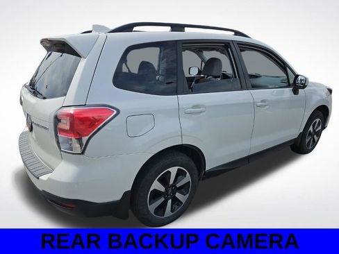 Used 2018 Subaru Forester 2.5i Premium AWD/4WD image 5
