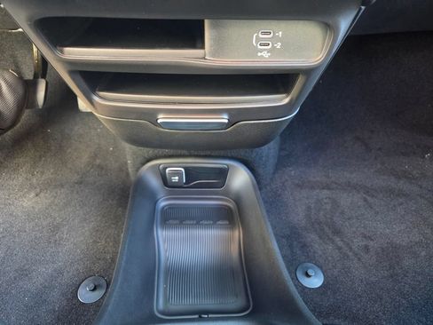 New 2027 Chrysler Pacifica Select AWD/4WD image 21