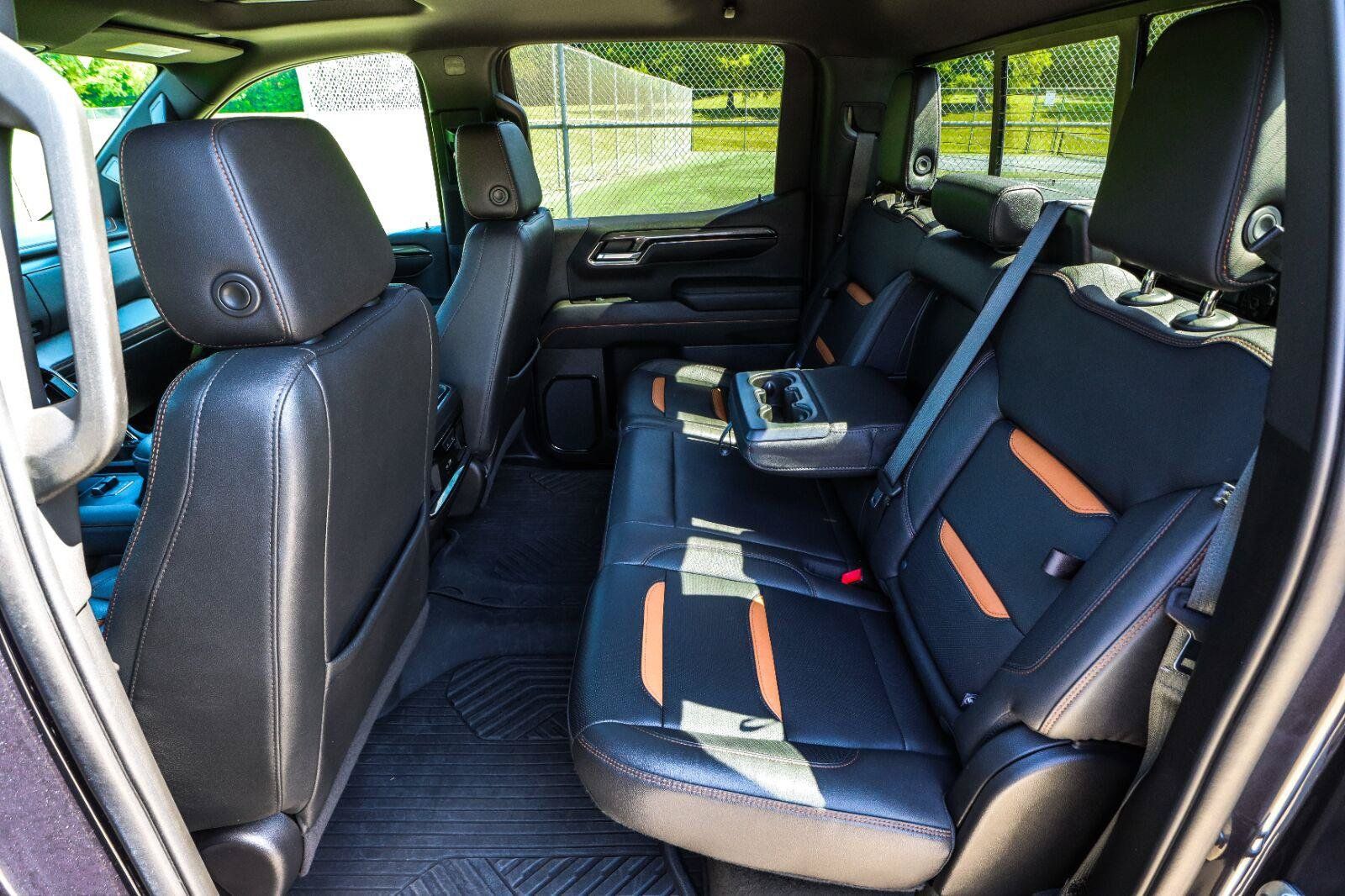 Used 2022 GMC Sierra 1500 AT4 w/ AT4 Premium Package AWD/4WD image 48