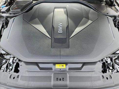 New 2026 BMW i5 eDrive40 w/ M Sport Package RWD image 17