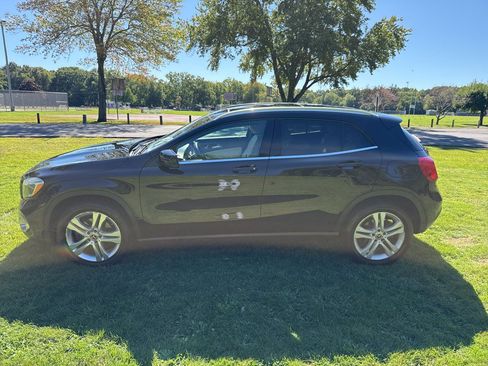 Used 2020 Mercedes-Benz GLA 250 4MATIC image 40