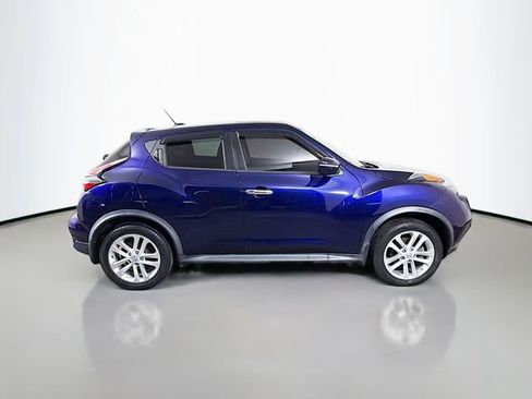 Used 2016 Nissan Juke SV image 5