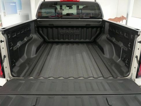 New 2026 GMC Canyon Elevation w/ Convenience Package image 8