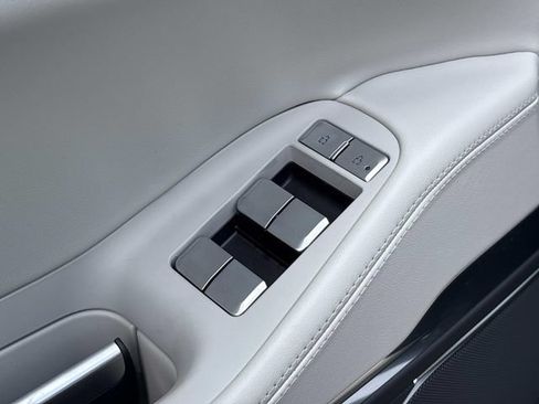 New 2026 Lincoln Navigator Premiere AWD/4WD image 22
