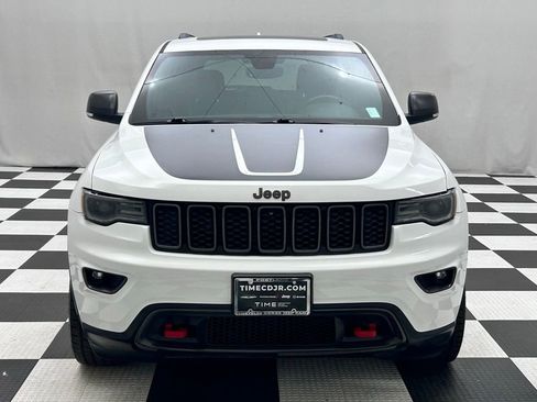 Certified 2018 Jeep Grand Cherokee Trailhawk w/ Trailhawk Luxury Group AWD/4WD image 3