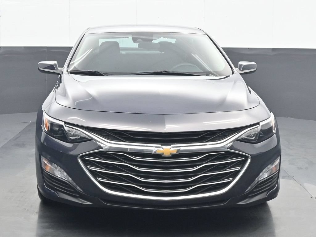 Used 2025 Chevrolet Malibu LT FWD image 1