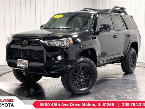 Used 2015 Toyota 4Runner SR5 image 1