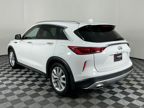 Used 2019 INFINITI QX50 Essential w/ Cargo Package FWD image 5