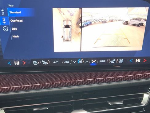 New 2026 Chevrolet Traverse RS image 13