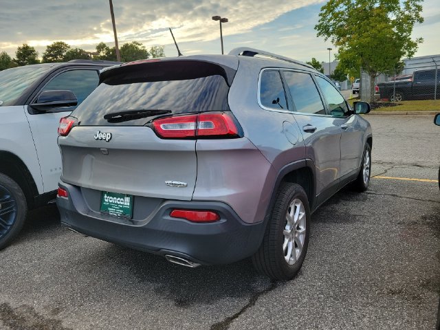 Used 2015 Jeep Cherokee Latitude FWD image 10
