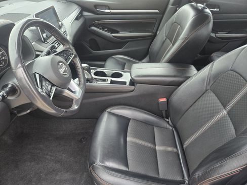 Certified 2023 Nissan Altima 2.5 SR image 17