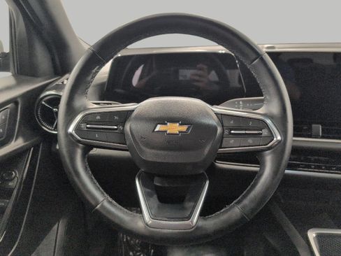 Used 2025 Chevrolet Equinox LT AWD/4WD image 6