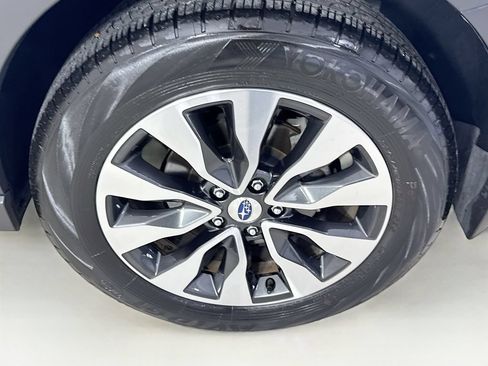 Used 2023 Subaru Outback Touring AWD/4WD image 43