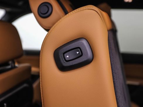 Certified 2023 BMW X7 xDrive40i w/ Premium Package image 23