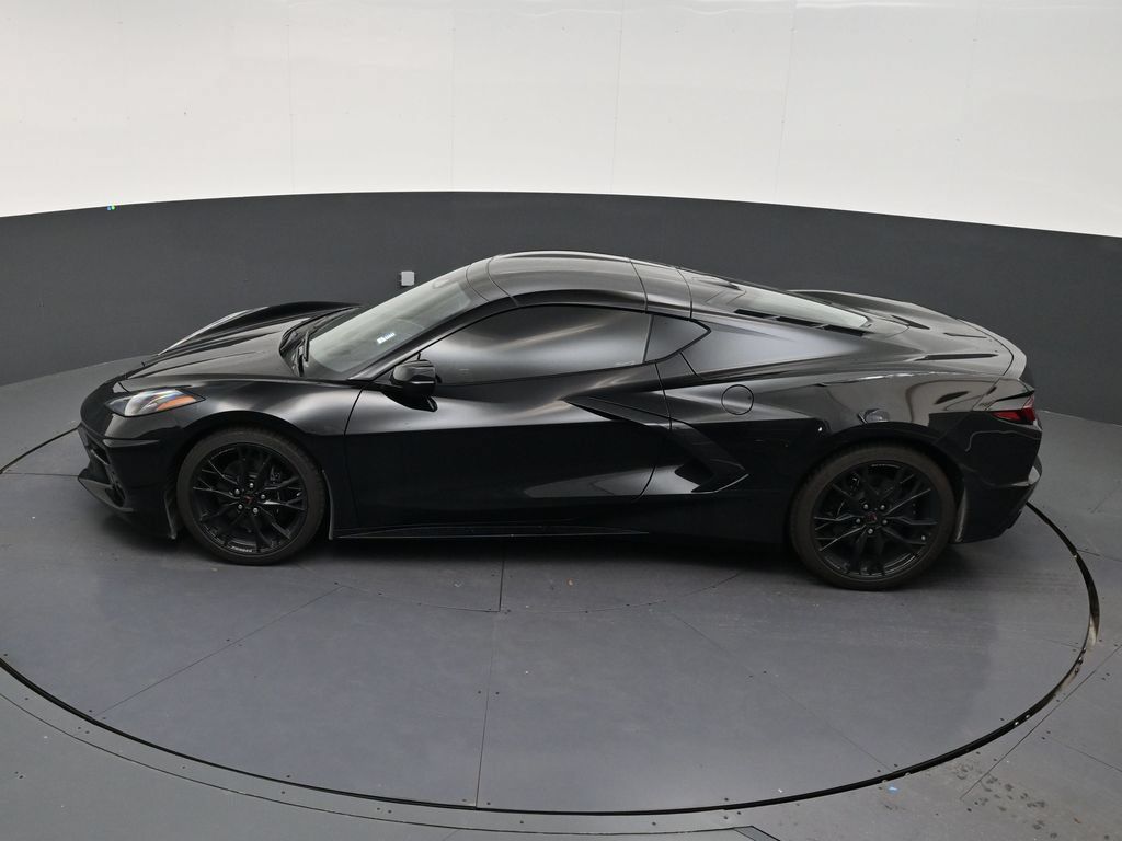 Used 2025 Chevrolet Corvette Stingray Preferred Cpe w/ Stealth Interior Trim Package RWD image 12