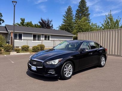 Used 2017 INFINITI Q50 2.0t w/ Moonroof Package