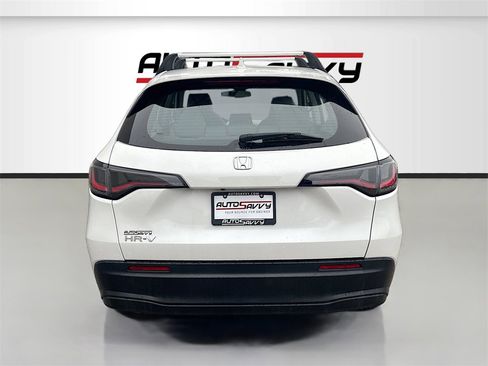 Used 2024 Honda HR-V LX image 6