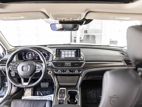 Used 2021 Honda Accord Touring image 35