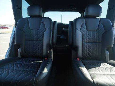 Used 2023 Kia Telluride EX X-Line image 34