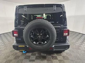 Used 2023 Jeep Wrangler Unlimited w/ Sun & Screen Package AWD/4WD video 3