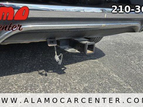 Used 2014 Mercedes-Benz GL 450 4MATIC w/ Lighting Package image 32