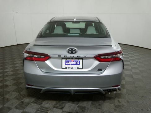 Used 2024 Toyota Camry SE w/ Cold Weather Package image 4