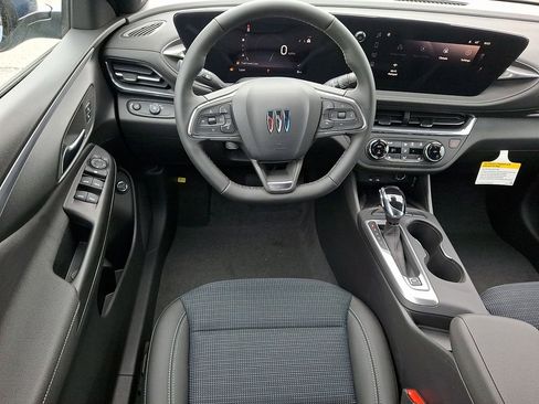 New 2026 Buick Envista Sport Touring FWD image 7