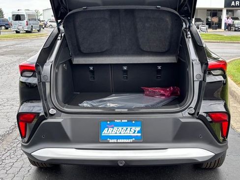 New 2026 Buick Envista Preferred w/ Convenience I Package FWD image 8
