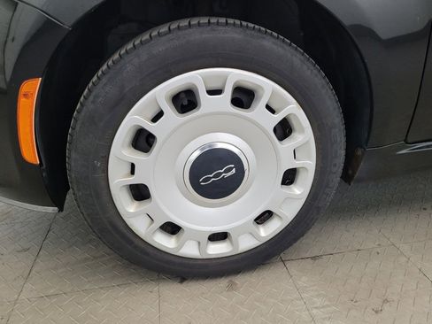 Used 2015 FIAT 500 Pop FWD image 31