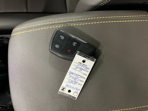 Certified 2025 Chevrolet Colorado ZR2 w/ Technology Package image 29