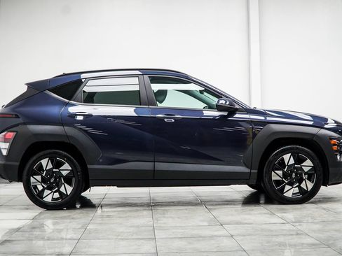 Used 2024 Hyundai Kona SEL FWD image 5