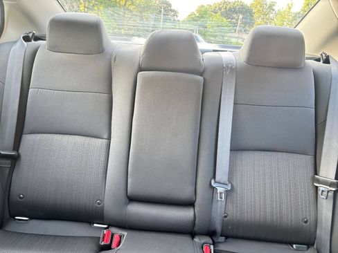 Used 2025 Nissan Altima 2.5 SV FWD image 39