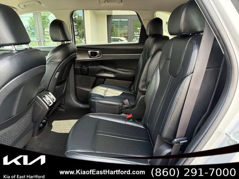 Certified 2023 Kia Sorento EX AWD/4WD image 19