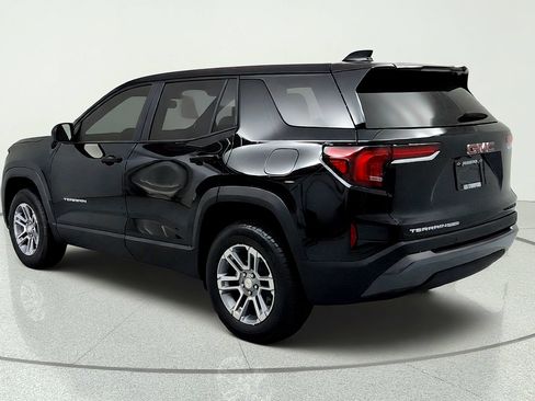Used 2025 GMC Terrain Elevation AWD/4WD image 3