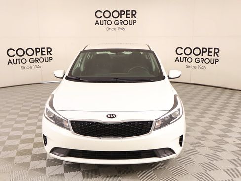 Used 2018 Kia Forte LX w/ LX Rear Camera Package FWD image 8