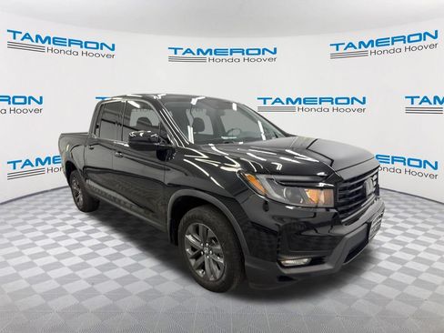 Used 2023 Honda Ridgeline Sport image 7