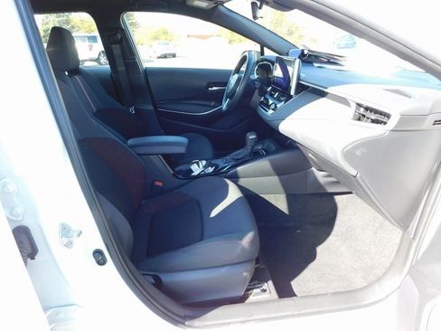 Used 2024 Toyota Corolla SE image 15