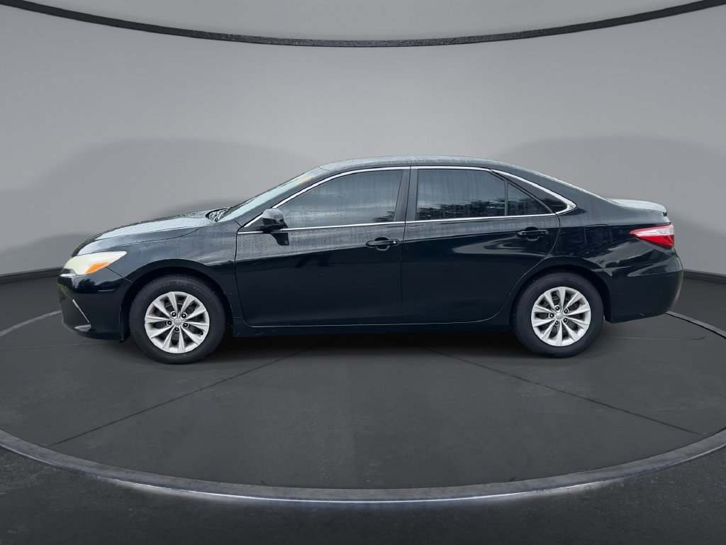 Used 2016 Toyota Camry LE FWD image 5