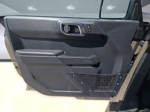 New 2025 Ford Bronco 4-Door image 20