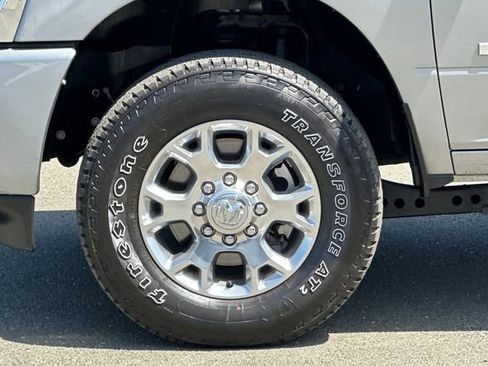 Used 2024 RAM 2500 Laramie w/ Safety Group AWD/4WD image 30