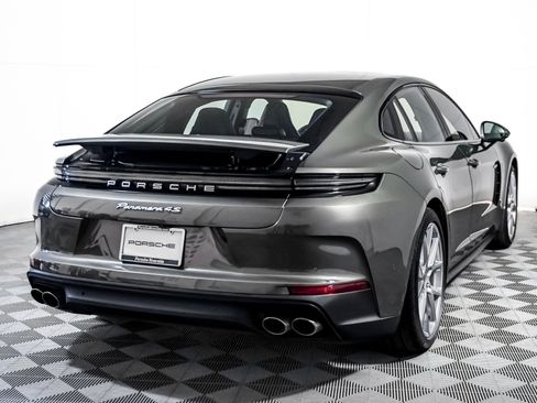 Certified 2025 Porsche Panamera 4S image 10