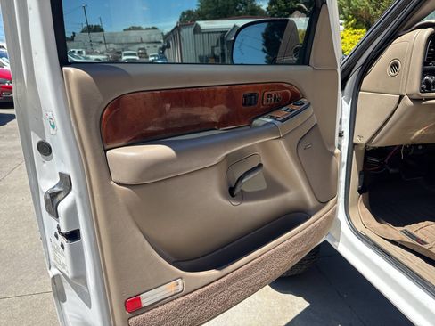 Used 2004 GMC Sierra 1500 SLT w/ Light Duty Power Package RWD image 13