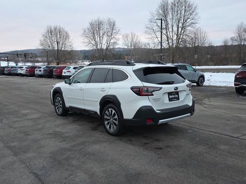 Used 2024 Subaru Outback Limited image 6