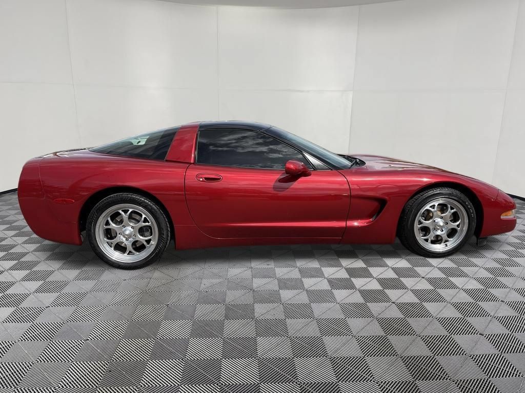 Used 1999 Chevrolet Corvette Coupe w/ Memory Pkg RWD image 11