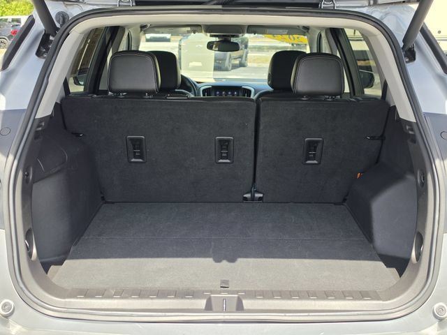 Used 2024 GMC Terrain SLT FWD image 12