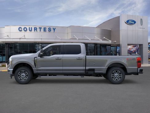 New 2026 Ford F350 Lariat image 3