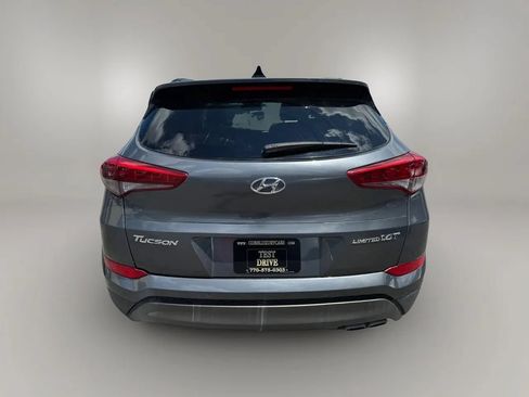 Used 2016 Hyundai Tucson Limited w/ Option Group 03 FWD image 9