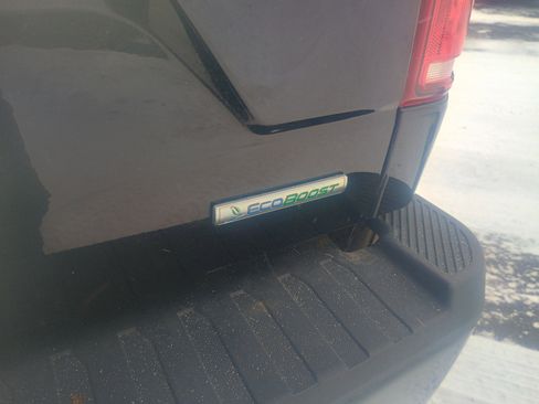 Used 2019 Ford F150 XLT w/ Equipment Group 302A Luxury image 11