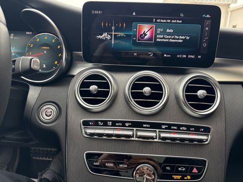 Used 2021 Mercedes-Benz C 300 4MATIC Sedan image 22